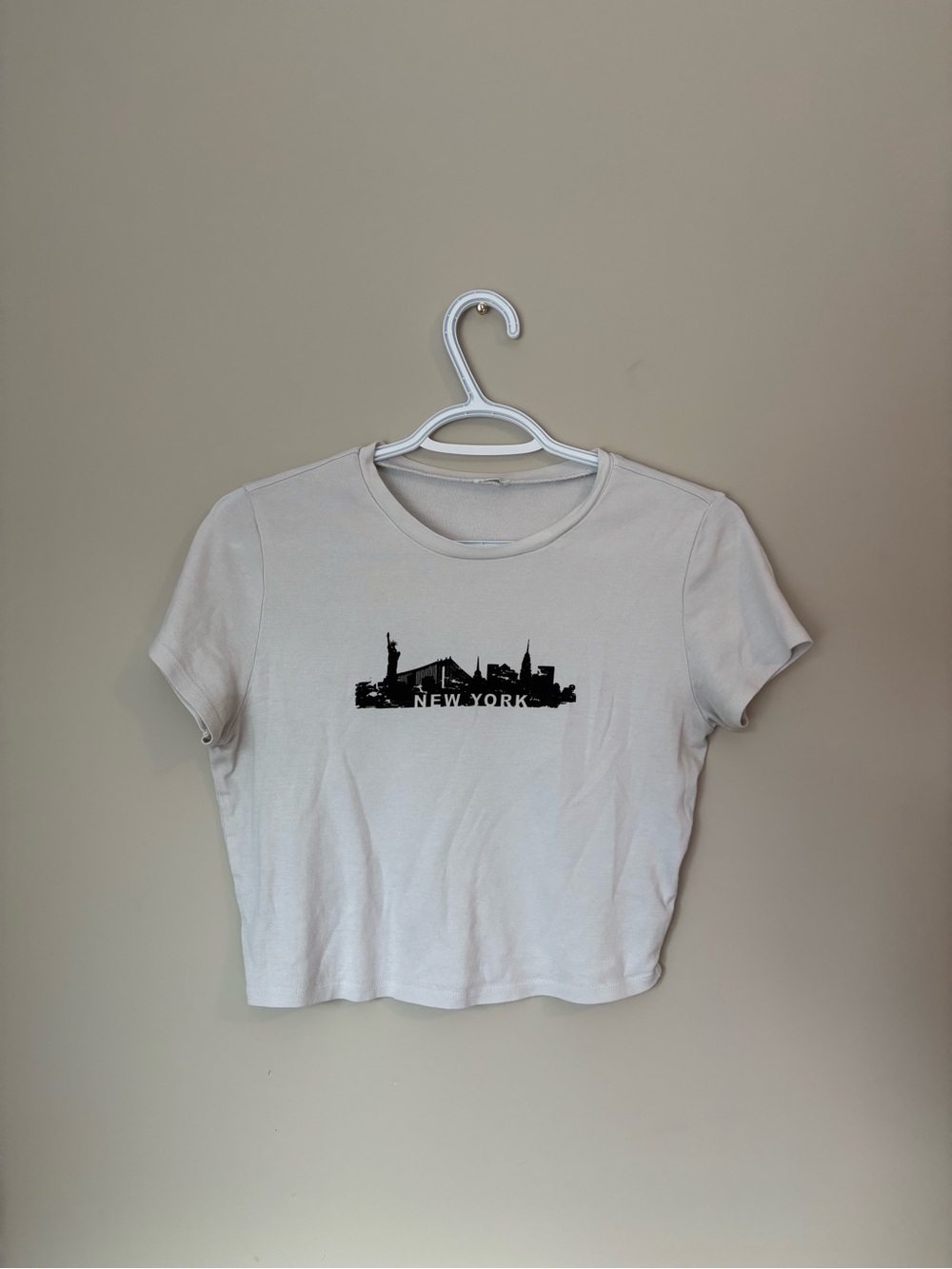 Garage White Crop Tee with Black New York Skyline